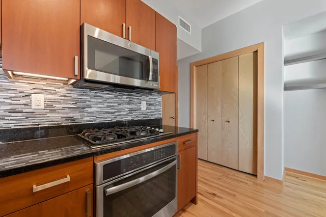 $3,195 | 1120 South 2nd Street, Unit 813, Minneapolis, MN 55415