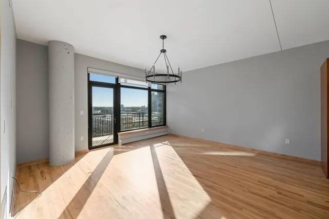 $3,195 | 1120 South 2nd Street, Unit 813, Minneapolis, MN 55415