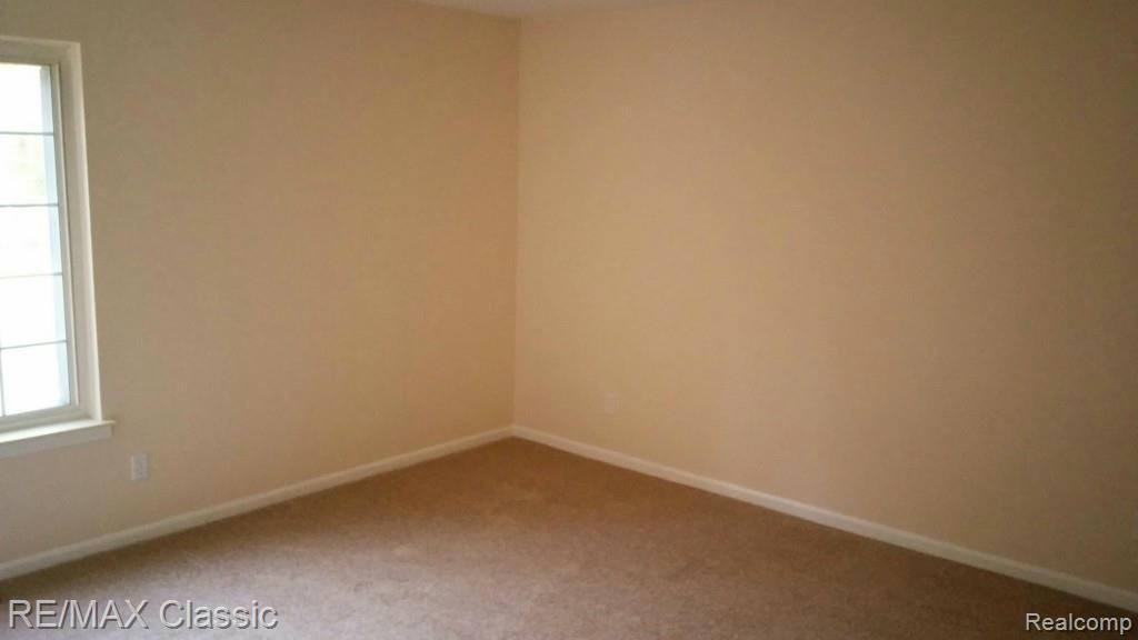29666 Middlebelt Road Farmington Hills, MI 48334 - Photo 7 of 15