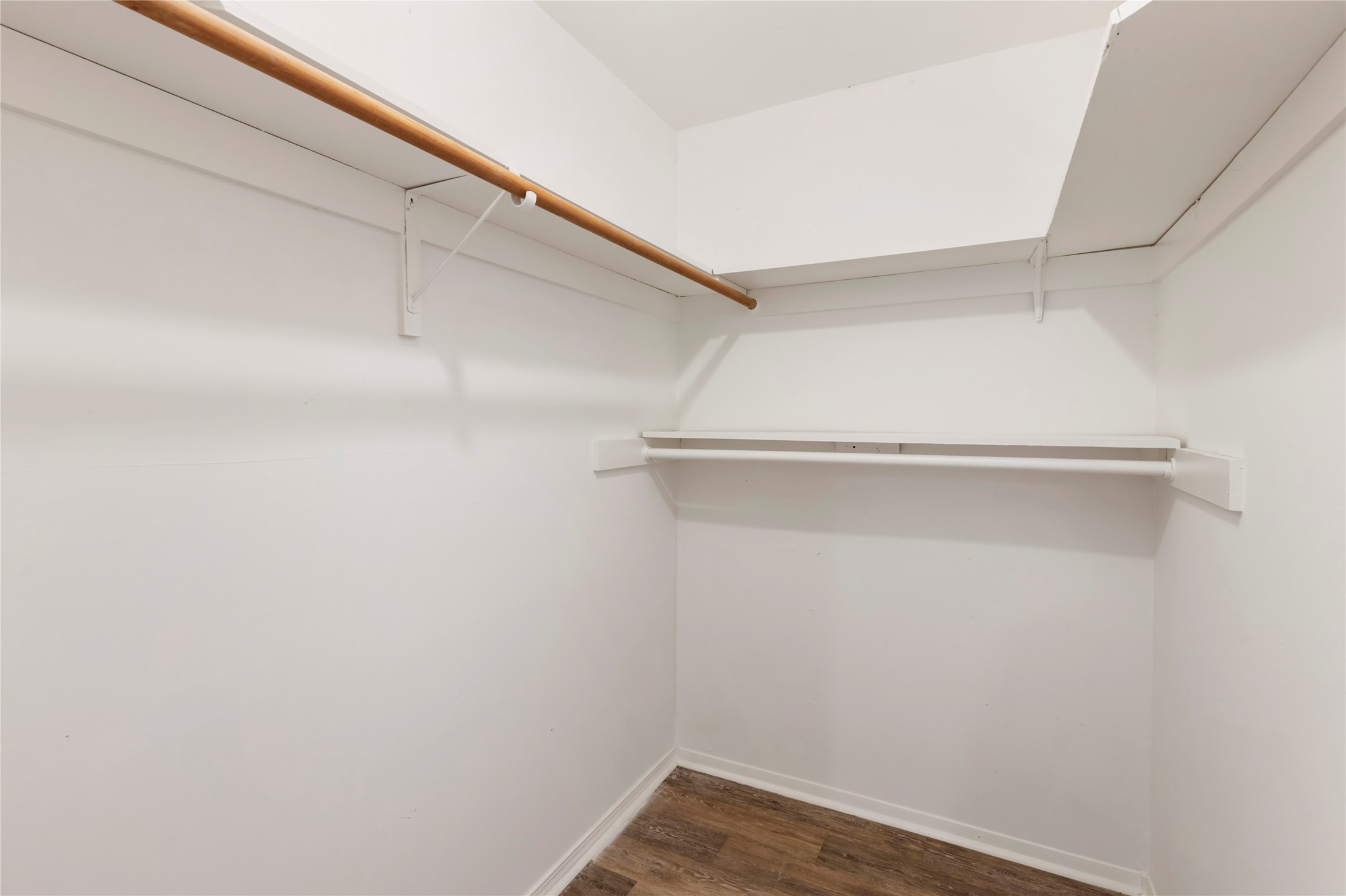 29107 Binefield Street Spring, TX 77386 - Photo 19 of 33 Walk in closet in primary bedroom