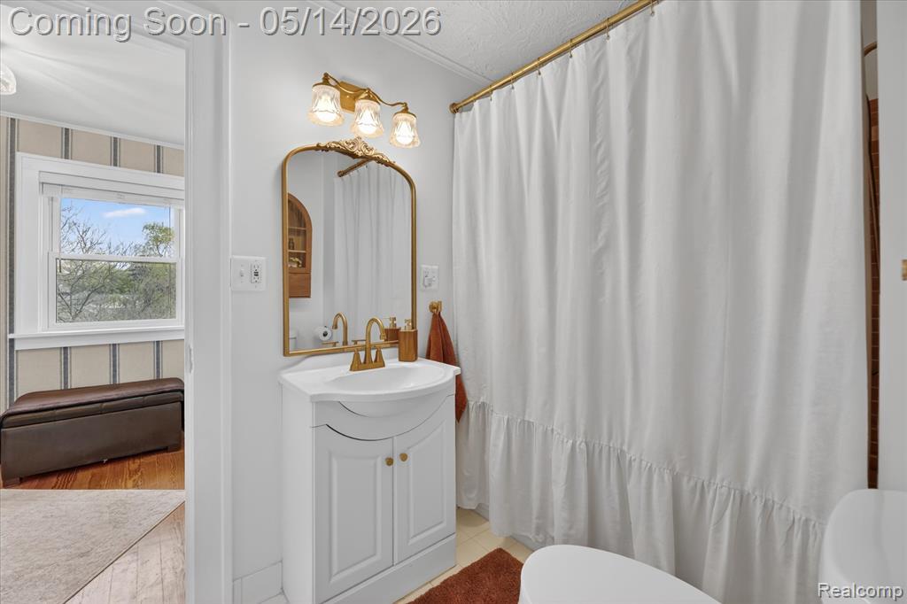 12409 Fenton Road Fenton, MI 48430 - Photo 23 of 61
