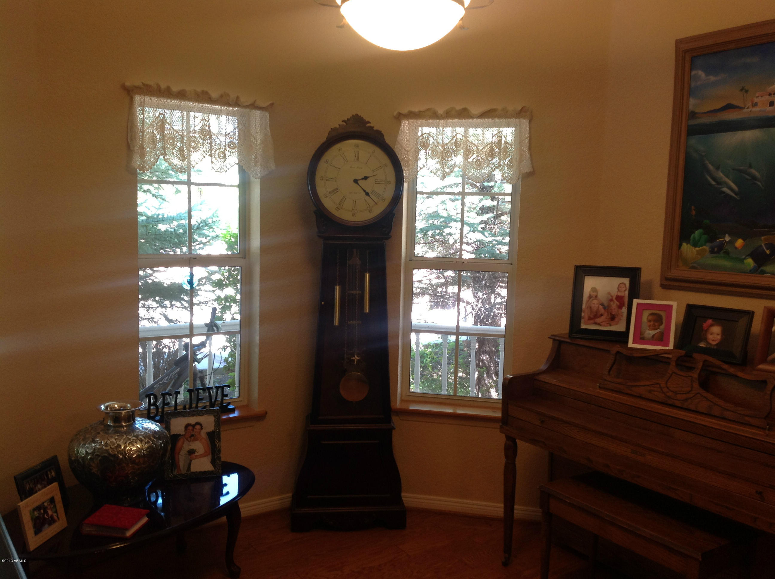 811 East Miller Road Payson, AZ 85541 - Photo 12 of 49 Bay window nook in Living room