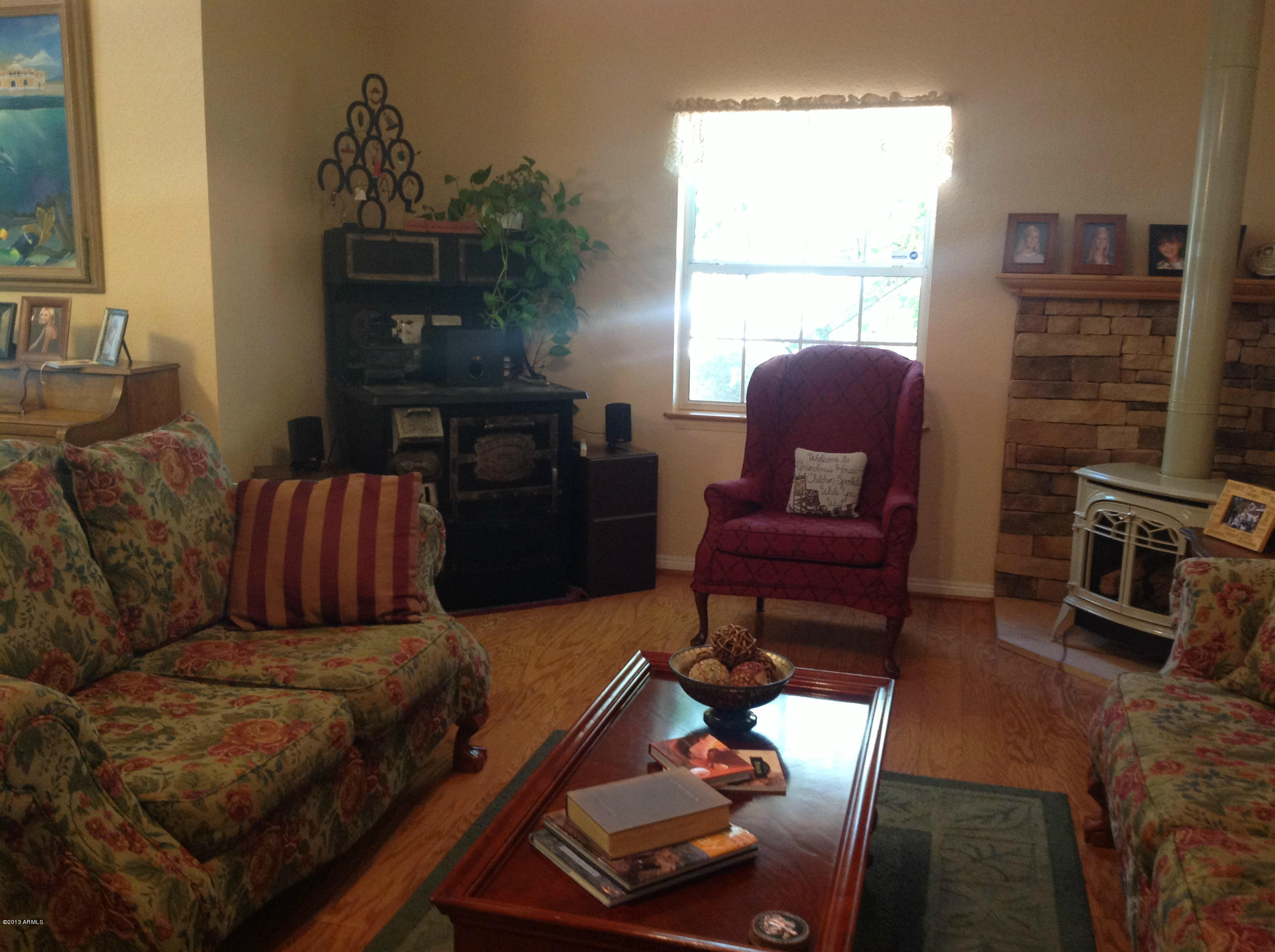 811 East Miller Road Payson, AZ 85541 - Photo 14 of 49 Living room