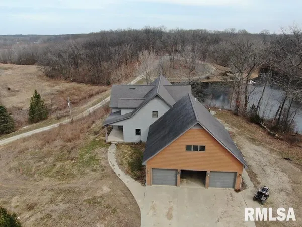 $1,550,000 | 21634 North 1050th Street, Hidalgo, IL 62432