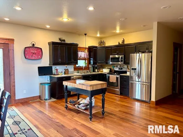 $1,550,000 | 21634 North 1050th Street, Hidalgo, IL 62432