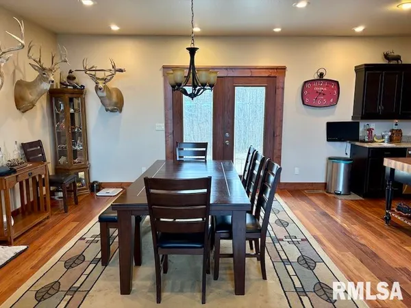 $1,550,000 | 21634 North 1050th Street, Hidalgo, IL 62432