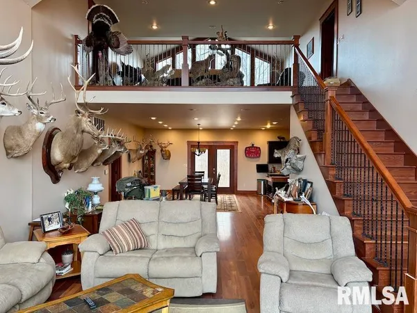 $1,550,000 | 21634 North 1050th Street, Hidalgo, IL 62432