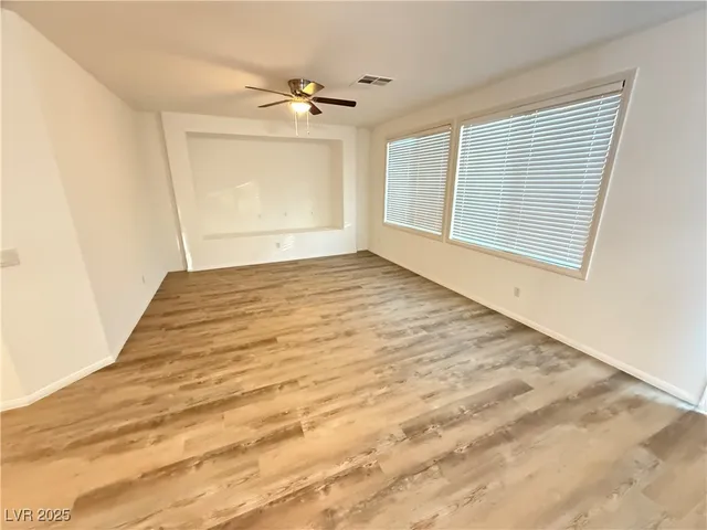 $1,895 | 3513 La Cascada Avenue, North Las Vegas, NV 89031