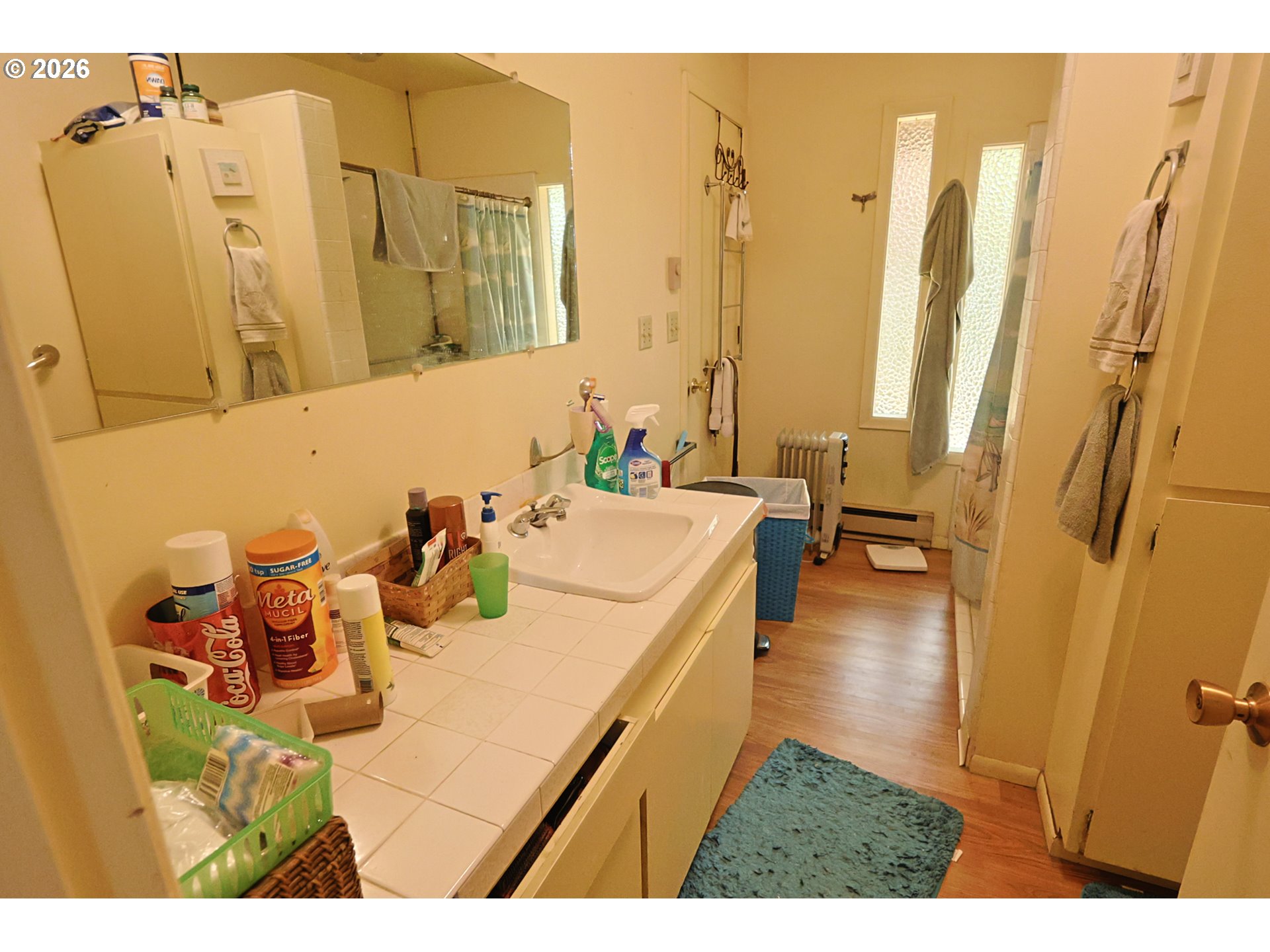 63655 Ahill Road Coos Bay, OR 97420 - Photo 19 of 37 Attached Bathroom #1