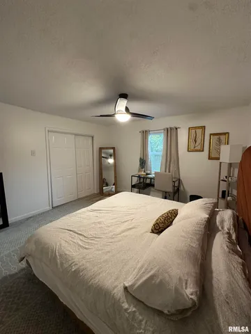 $198,000 | 1303 North Maple Street, Carterville, IL 62918