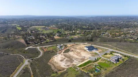 $999,000 | 3736 Via Rancho Michelle Encinitas Ca, Encinitas, CA 92024