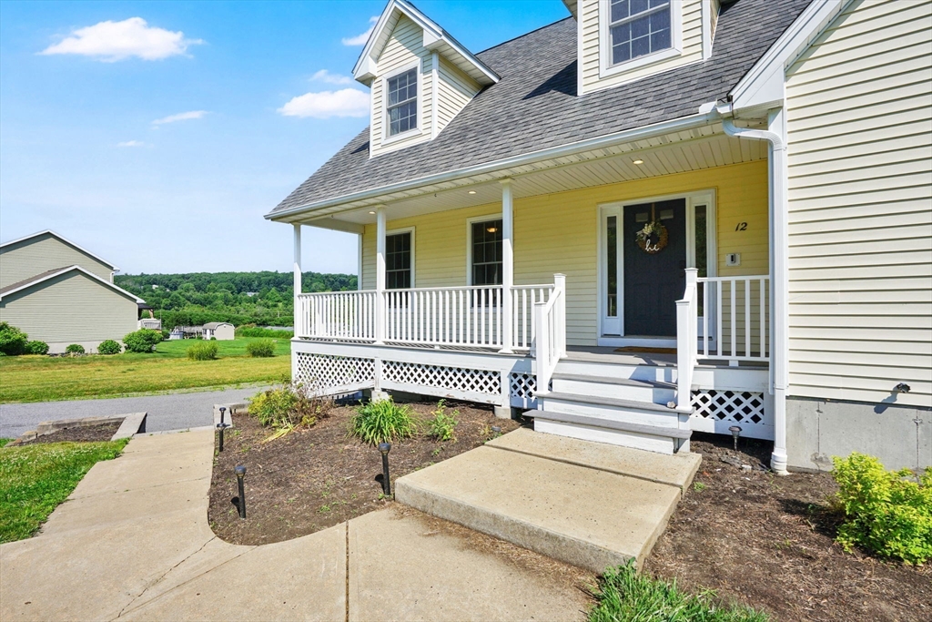 12 Macomber Road Monson, MA 01057 - Photo 4 of 42
