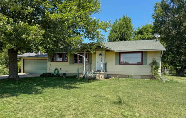$159,900 | 8195 East Broomfield Road, Mount Pleasant, MI 48858