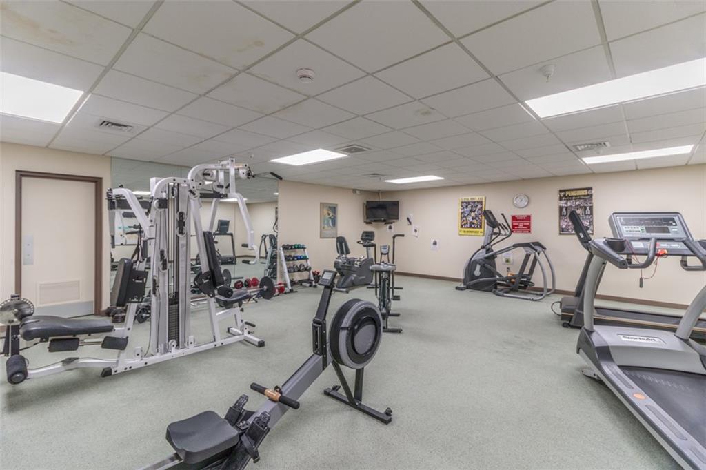 750 Washington Road, Unit 303 Pittsburgh, PA 15228 - Photo 8 of 9 Gallery Image 8