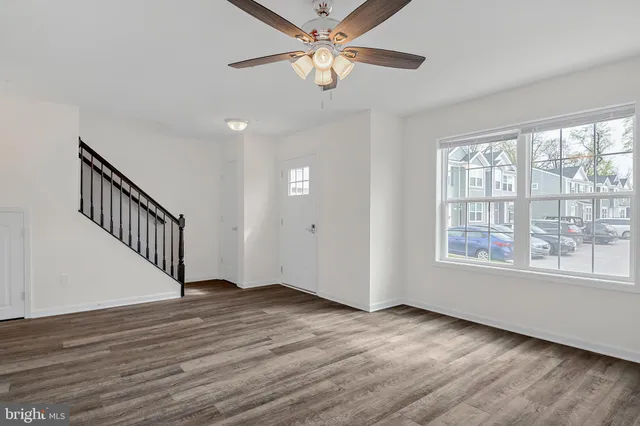 $1,803 | 407 Valor Way, Red Lion, PA 17356