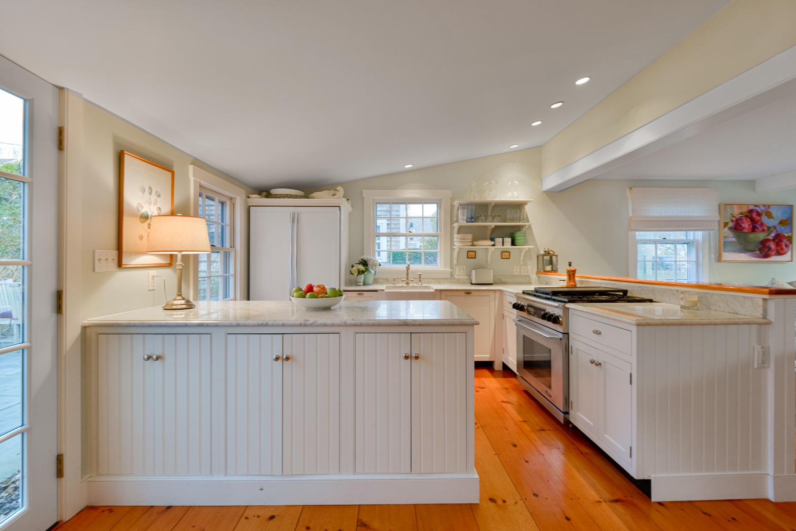 21 King Street Nantucket, MA 02554 - Photo 11 of 38