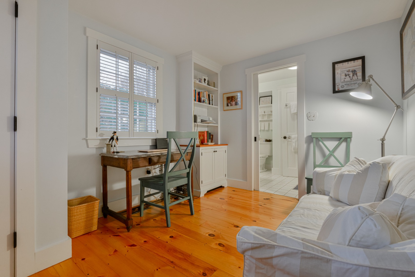 21 King Street Nantucket, MA 02554 - Photo 20 of 38