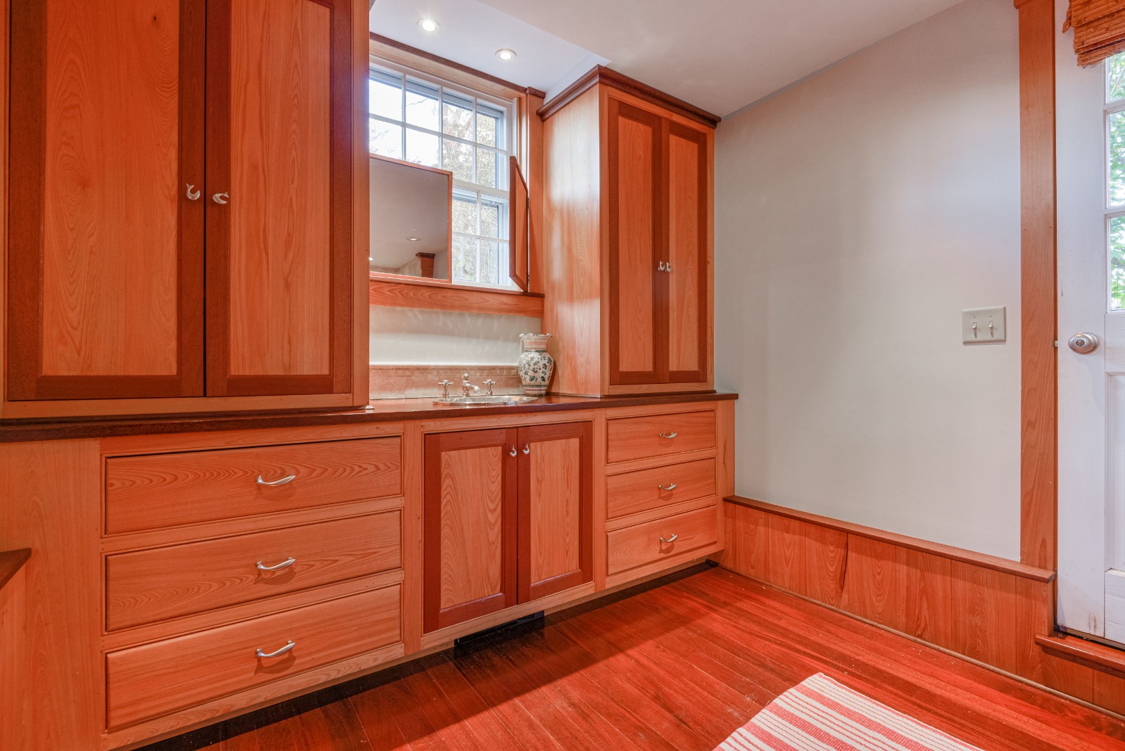 21 King Street Nantucket, MA 02554 - Photo 34 of 38