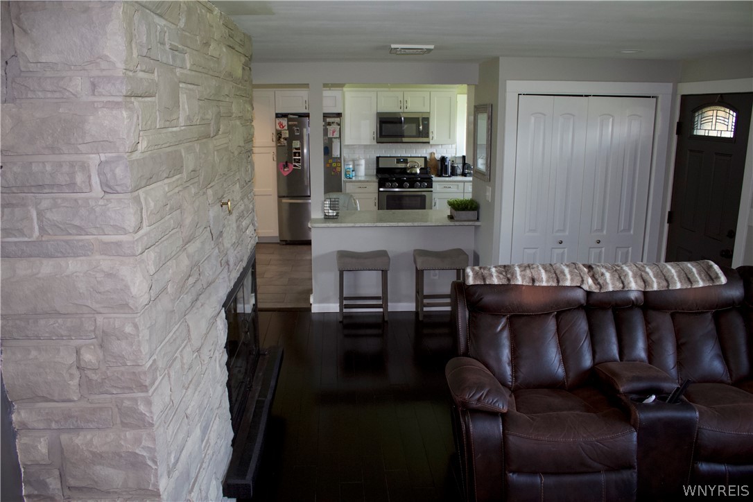 350 Pleasant View Drive Lancaster, NY 14086 - Photo 7 of 28