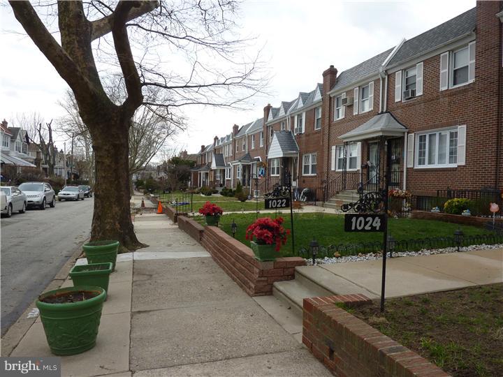 1024 Flanders Road Philadelphia, PA 19151 - Photo 2 of 18 View