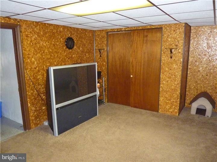 1024 Flanders Road Philadelphia, PA 19151 - Photo 12 of 18 Basement - Finished