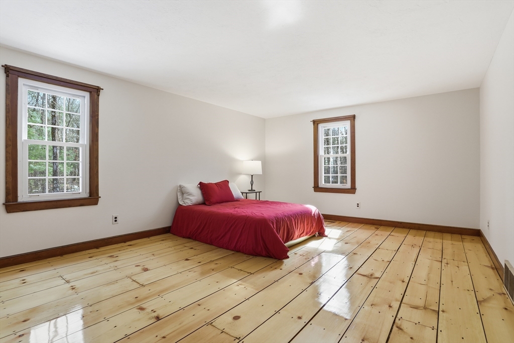 5 Oak Ridge Road Littleton, MA 01460 - Photo 12 of 40 Gallery Image 12