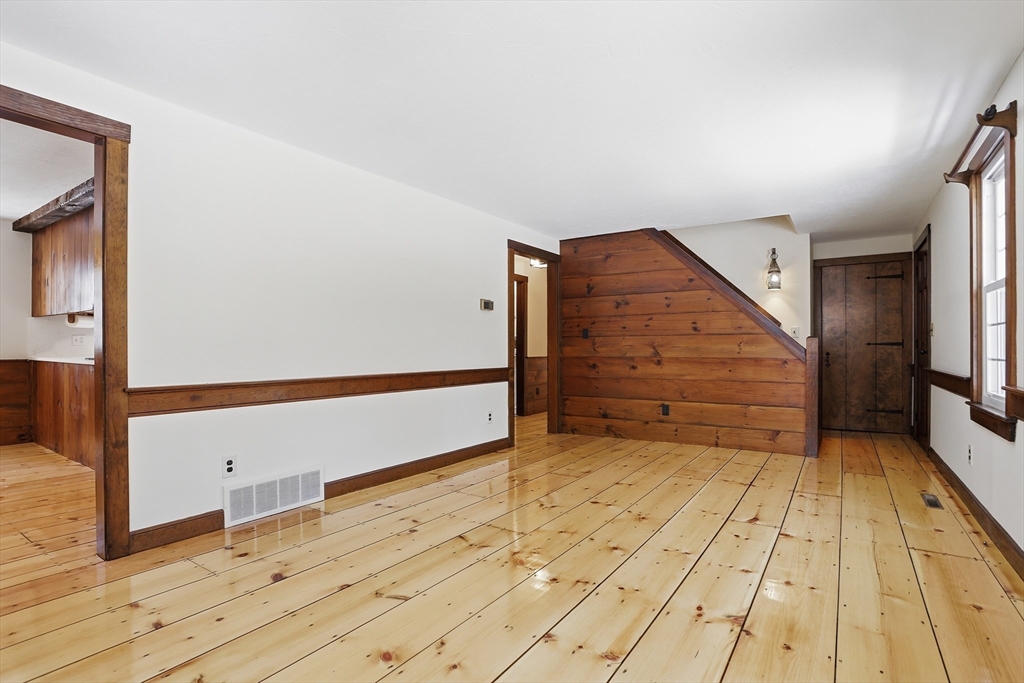 5 Oak Ridge Road Littleton, MA 01460 - Photo 18 of 40 Gallery Image 18