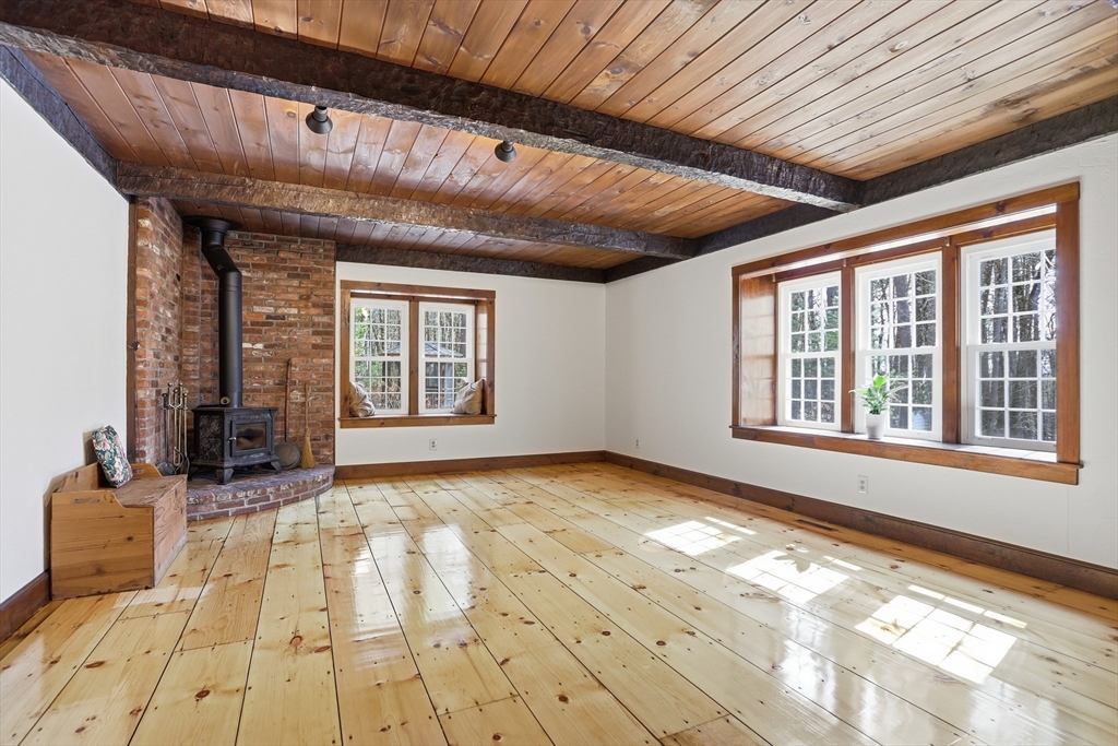 5 Oak Ridge Road Littleton, MA 01460 - Photo 8 of 40 Gallery Image 8