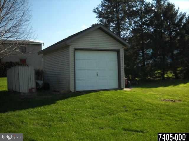 66 Dubs Church Road Hanover, PA 17331 - Photo 5 of 23