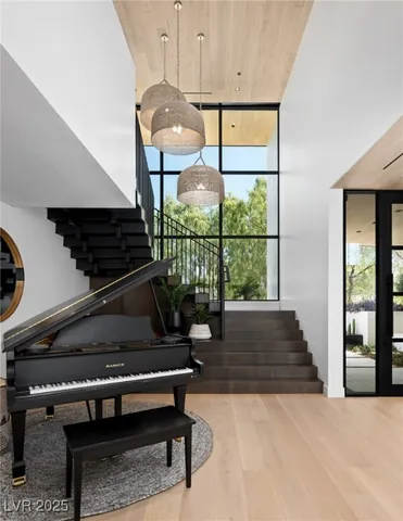 $30,000,000 | 11588 Stardust Drive, Las Vegas, NV 89135