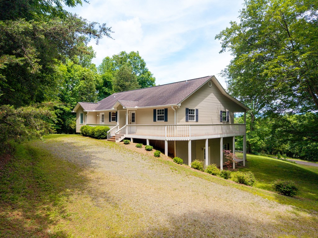 201 Tahlequah Ridge Hayesville, NC 28904 - Photo 45 of 51