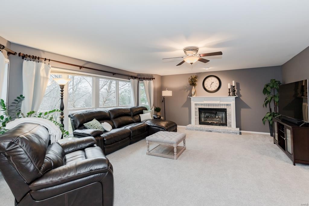 5877 Canterfield Court Weldon Spring, MO 63304 - Photo 13 of 52 Gallery Image 13