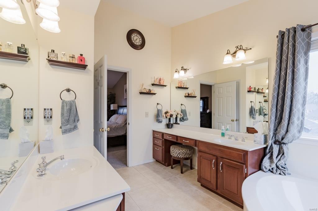 5877 Canterfield Court Weldon Spring, MO 63304 - Photo 24 of 52 Gallery Image 24