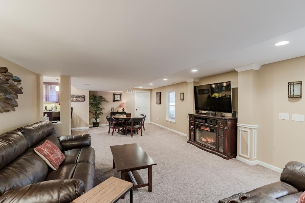 5877 Canterfield Court Weldon Spring, MO 63304 - Photo 37 of 52 Gallery Image 37