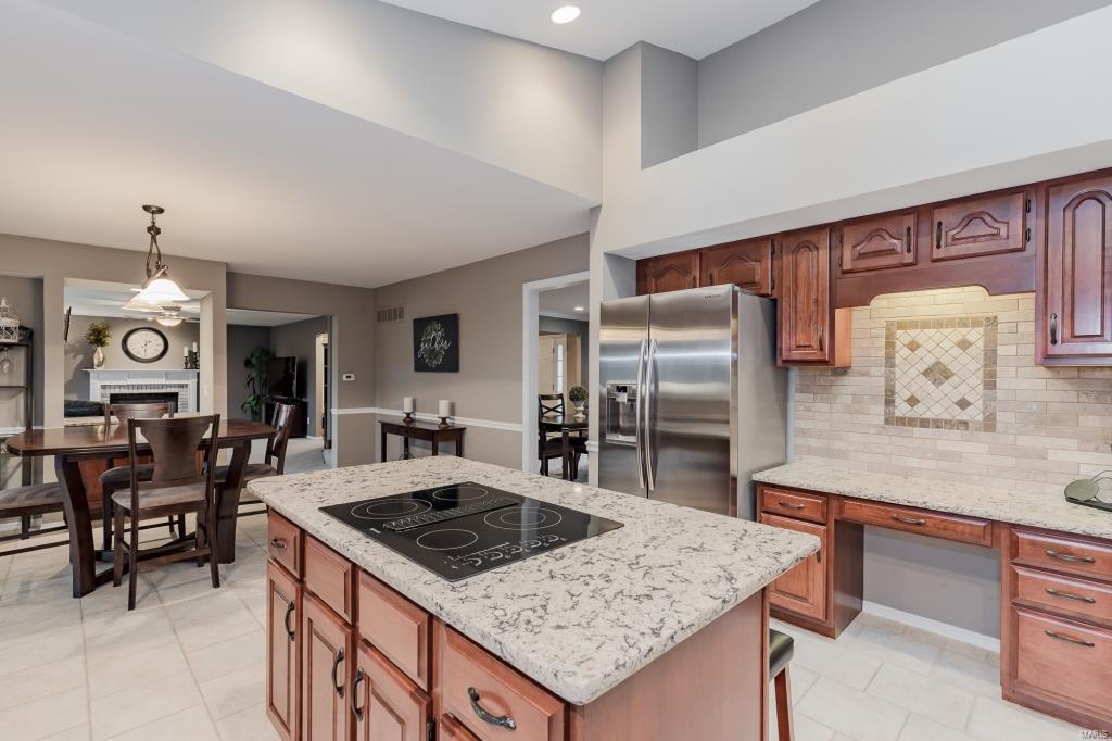 5877 Canterfield Court Weldon Spring, MO 63304 - Photo 8 of 52 Gallery Image 8