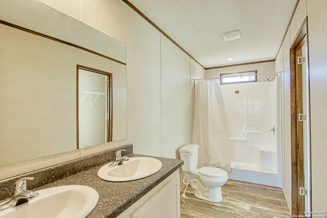 $305,000 | 418 Pr Sunset Vista Drive, Somerset, TX 78069