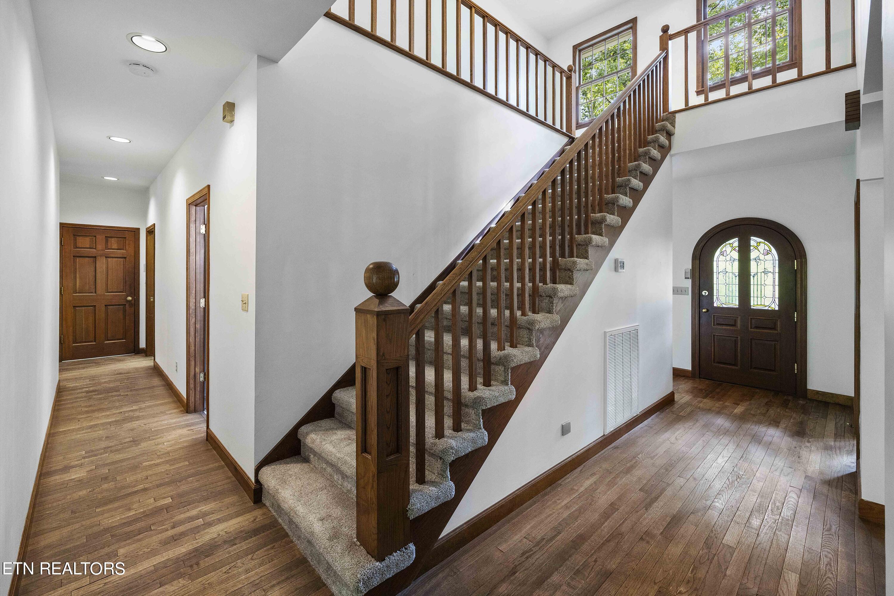 118 Claymore Lane Oak Ridge, TN 37830 - Photo 3 of 57 Entry