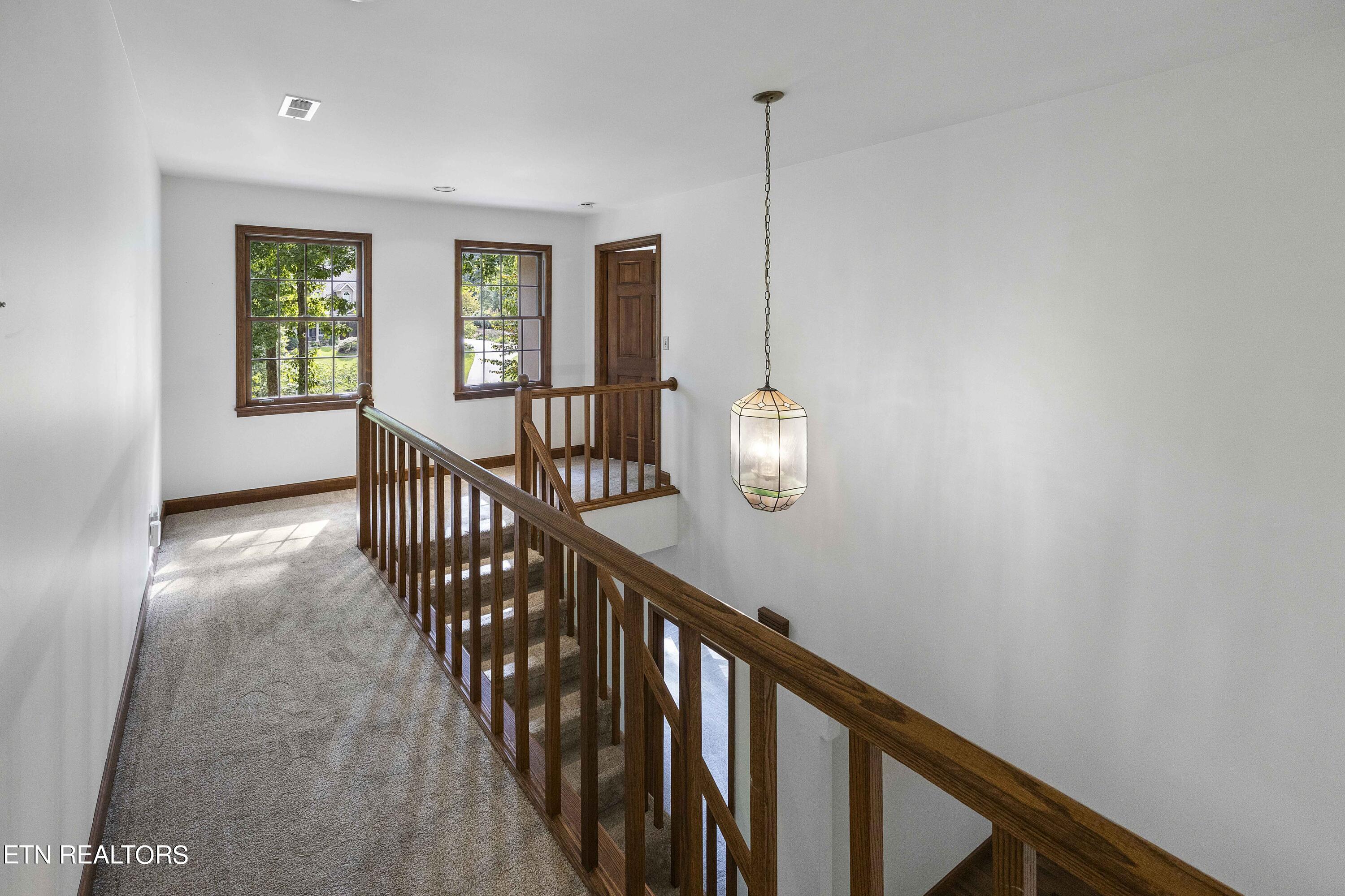 118 Claymore Lane Oak Ridge, TN 37830 - Photo 35 of 57 Hallway