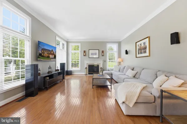 $1,100,000 | 5440 Sherman Oaks Court, Haymarket, VA 20169