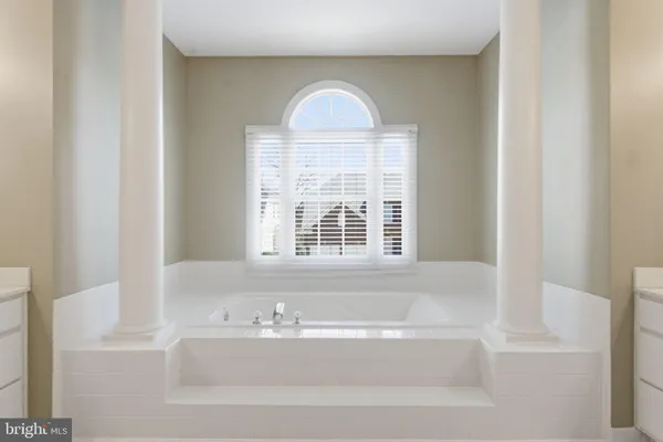$1,100,000 | 5440 Sherman Oaks Court, Haymarket, VA 20169