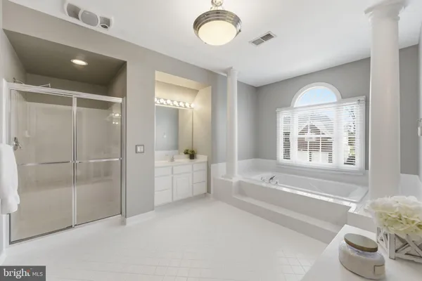 $1,100,000 | 5440 Sherman Oaks Court, Haymarket, VA 20169