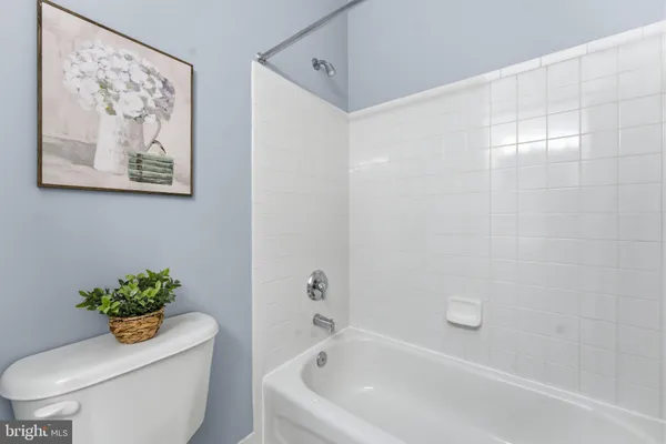 $1,100,000 | 5440 Sherman Oaks Court, Haymarket, VA 20169