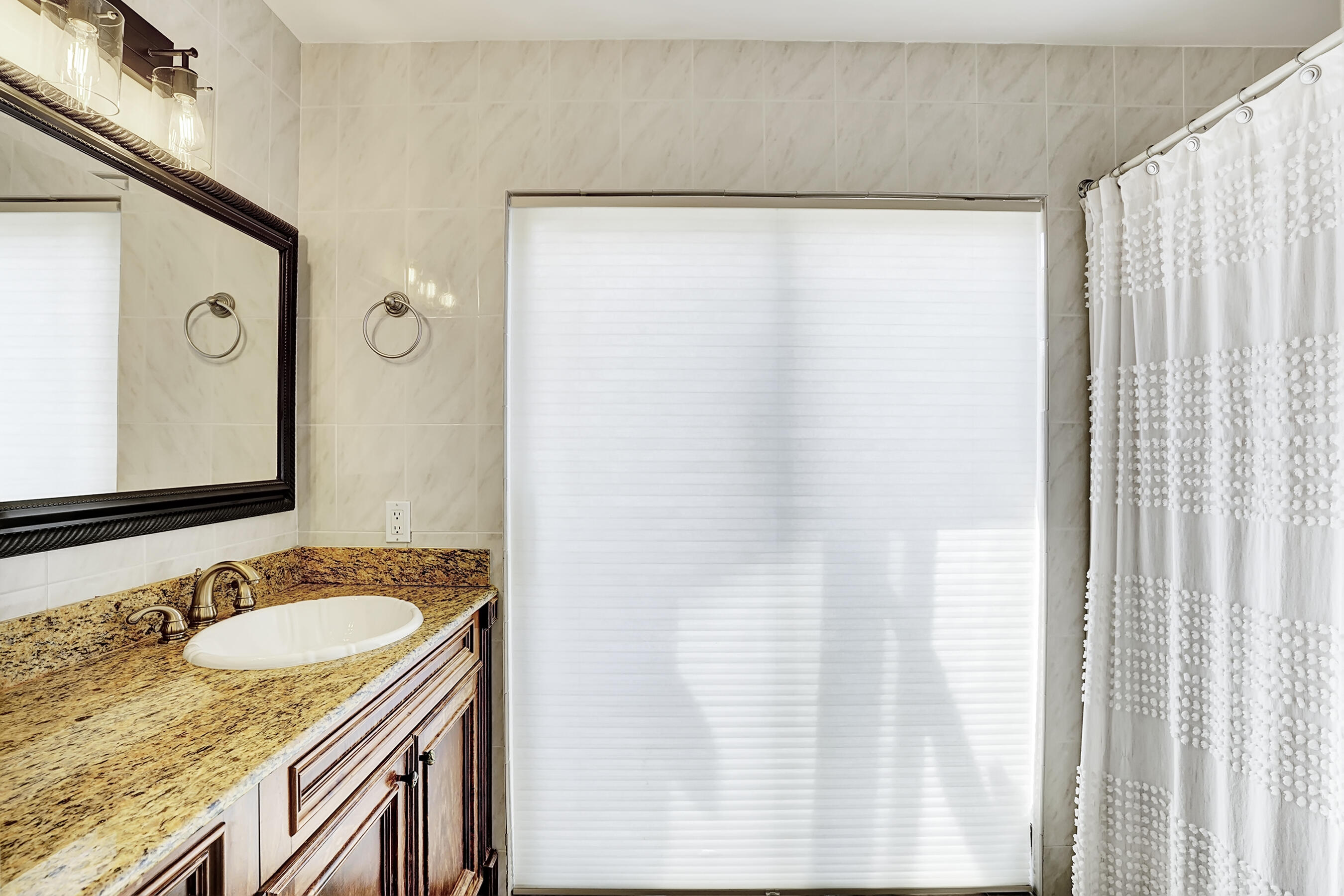 434 Southwest 27th Avenue Delray Beach, FL 33445 - Photo 13 of 38 Primary Bathroom