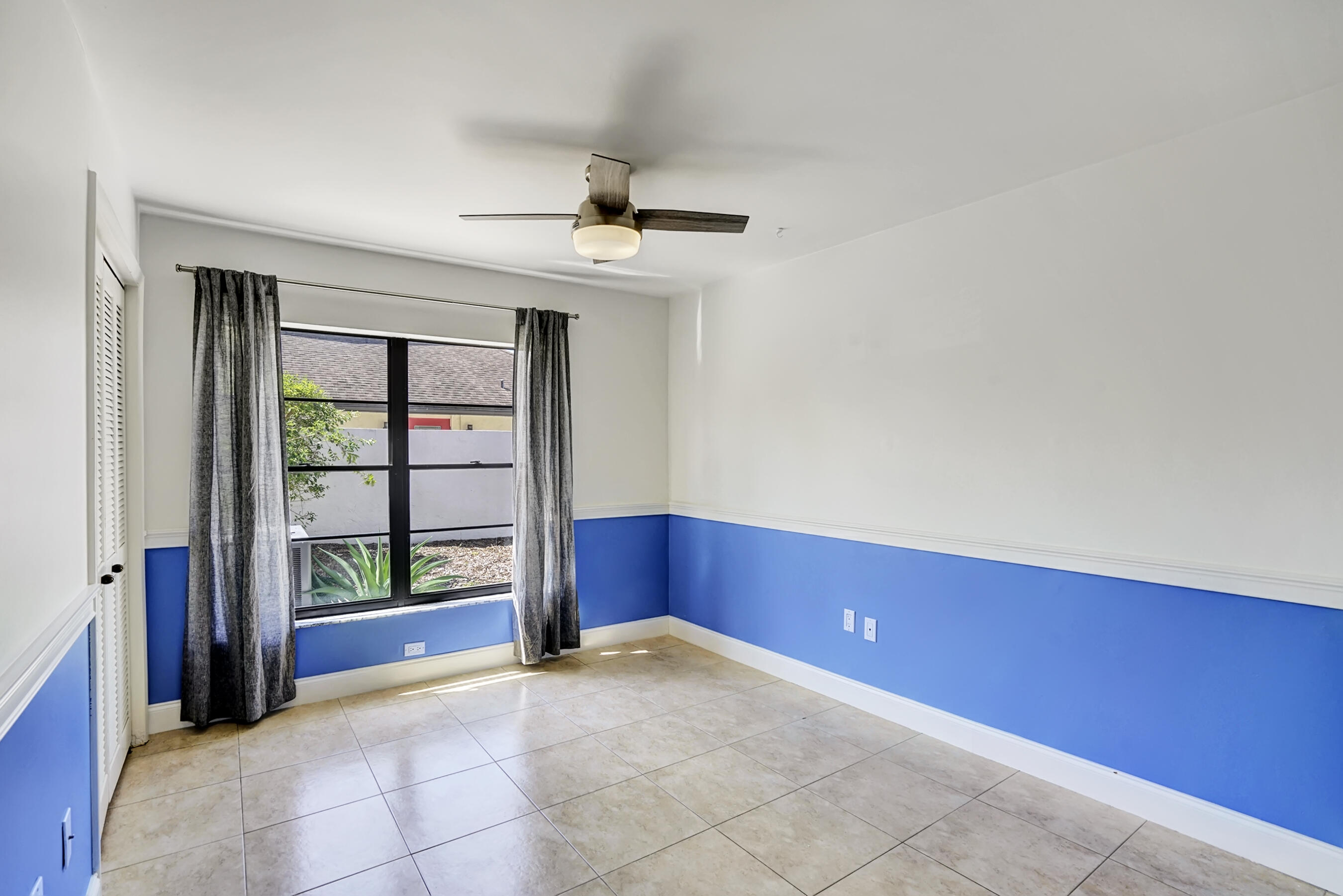 434 Southwest 27th Avenue Delray Beach, FL 33445 - Photo 15 of 38 Bedroom 2