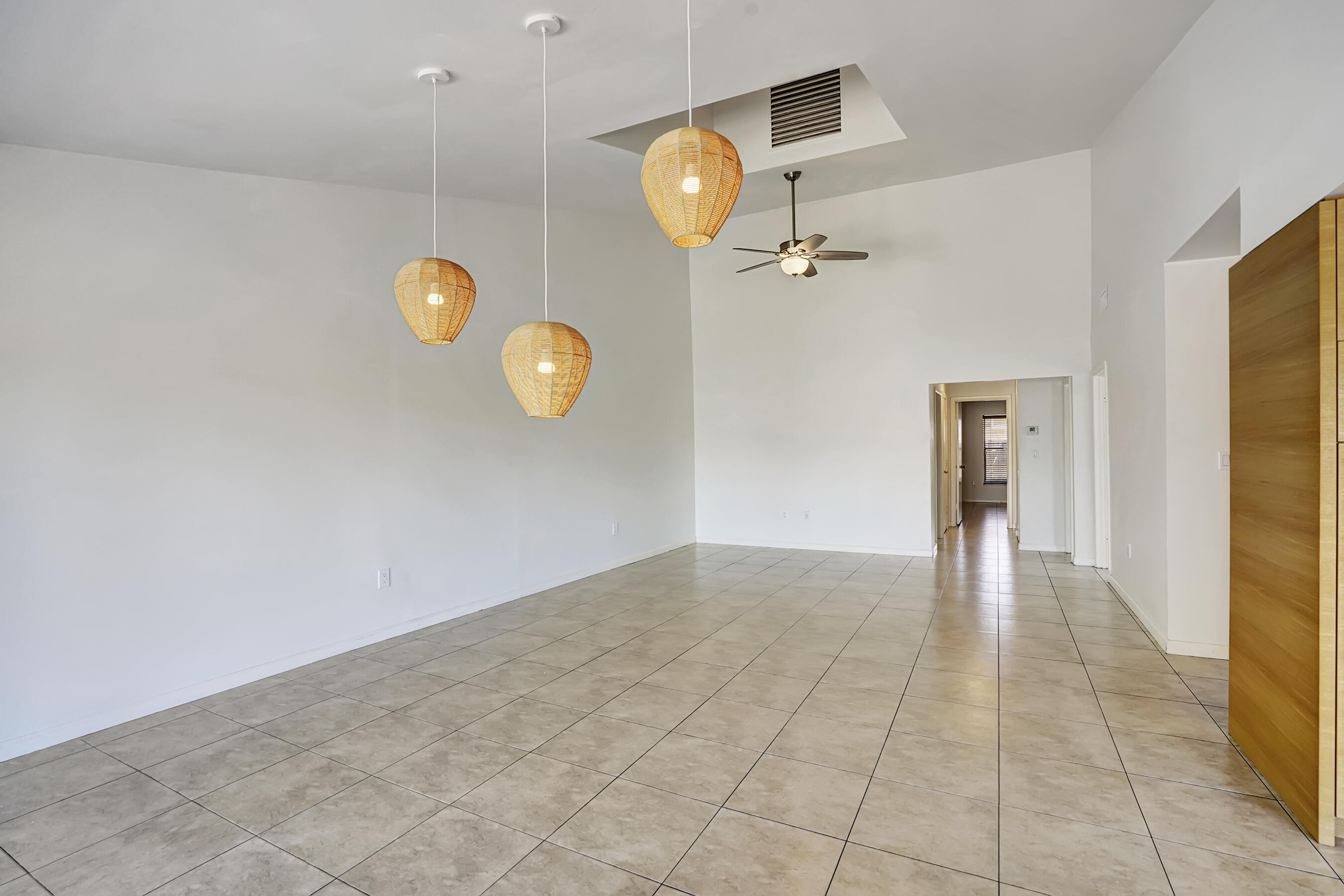 434 Southwest 27th Avenue Delray Beach, FL 33445 - Photo 7 of 38 Living Room/Dining Area