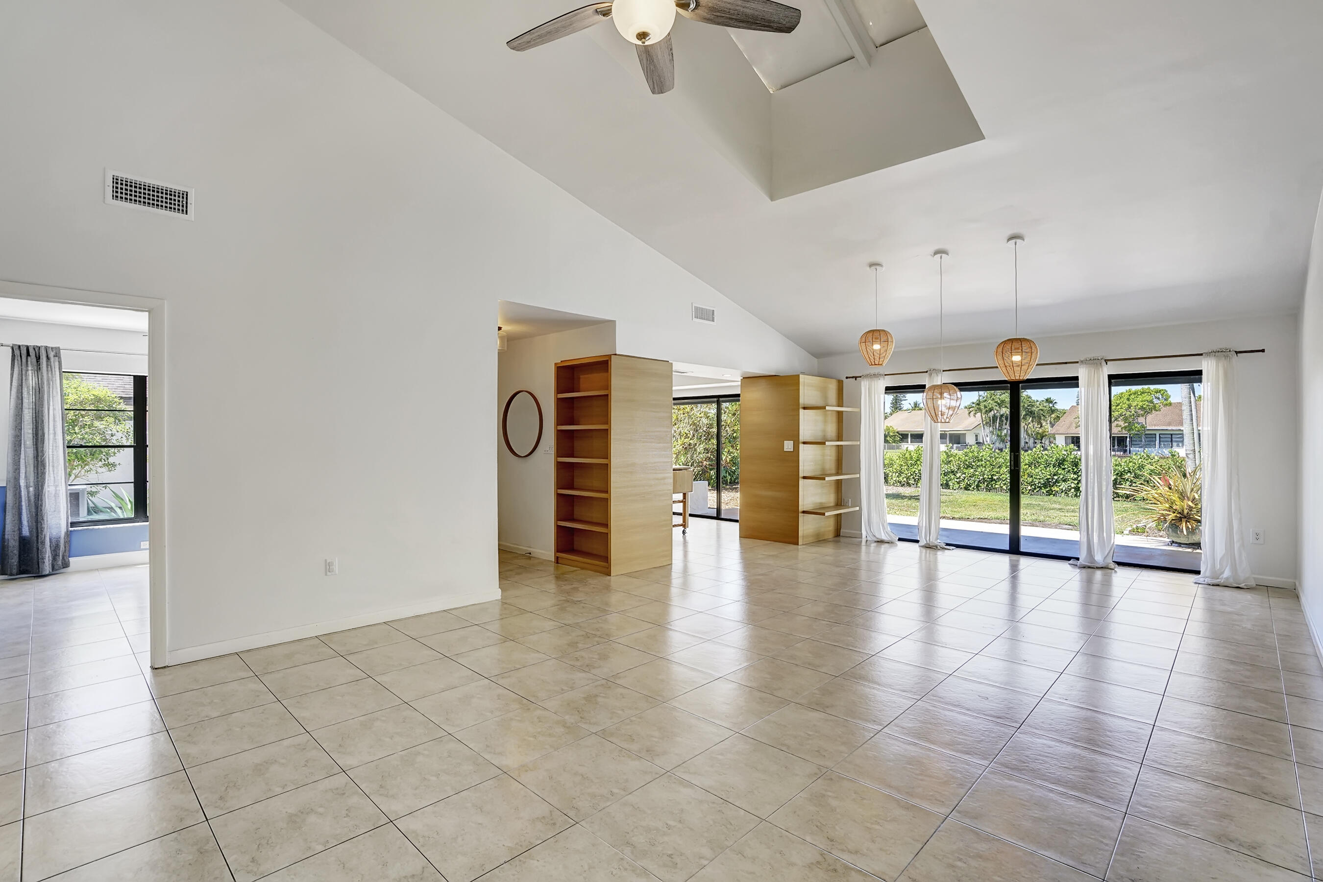 434 Southwest 27th Avenue Delray Beach, FL 33445 - Photo 8 of 38 Living Room/Dining Area