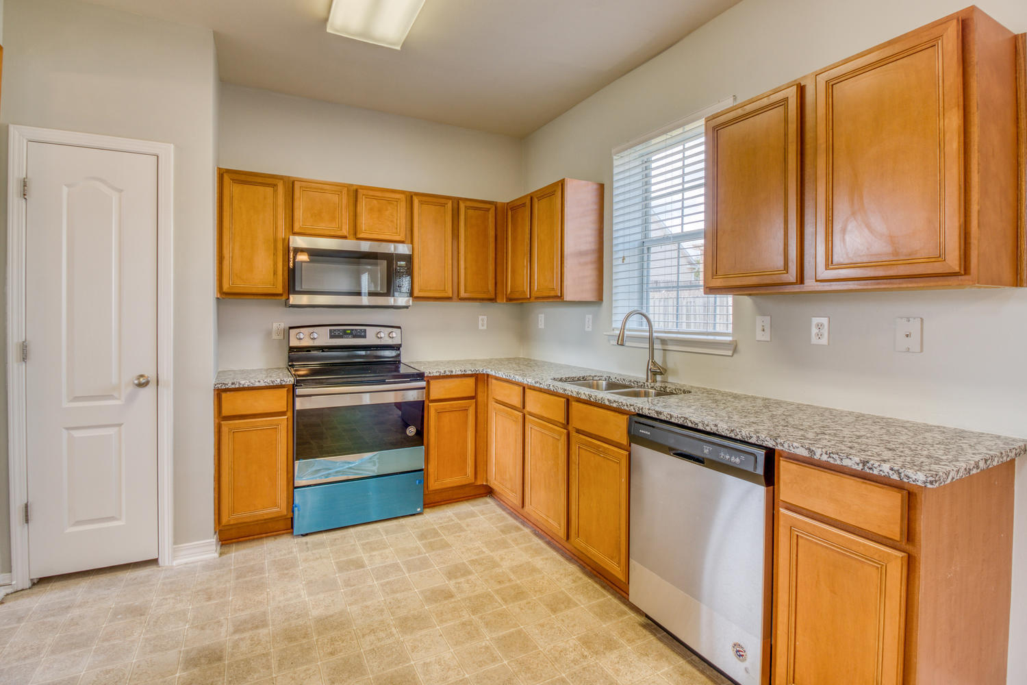 505 Boulder Street Crestview, FL 32536 - Photo 6 of 35 Gallery Image 6