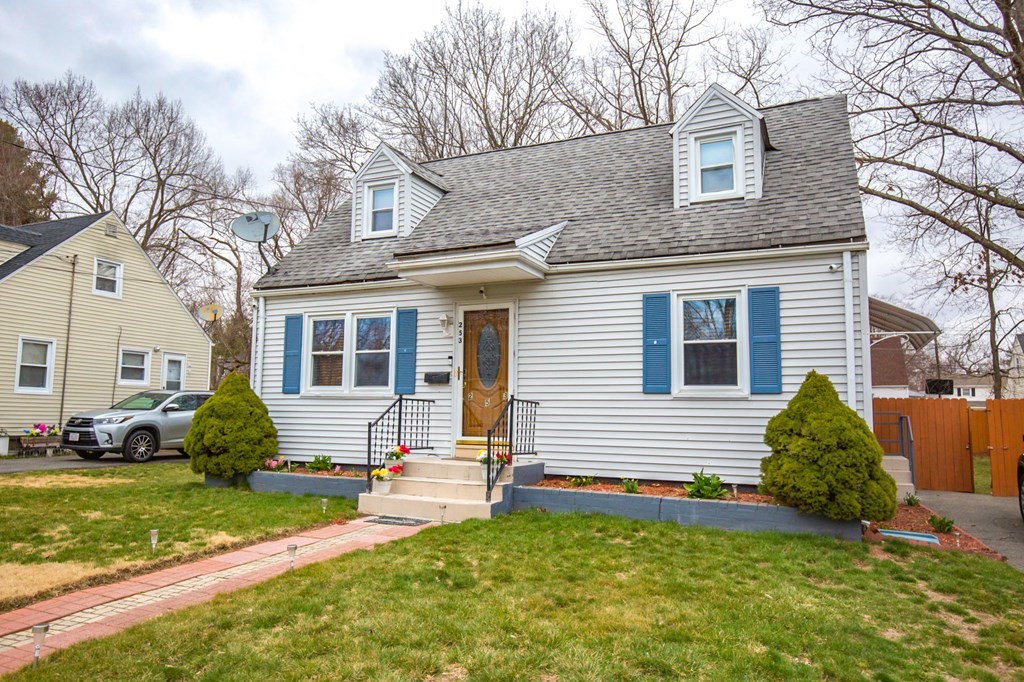 253 Pheland Street Springfield, MA 01109 - Photo 34 of 39 Gallery Image 34