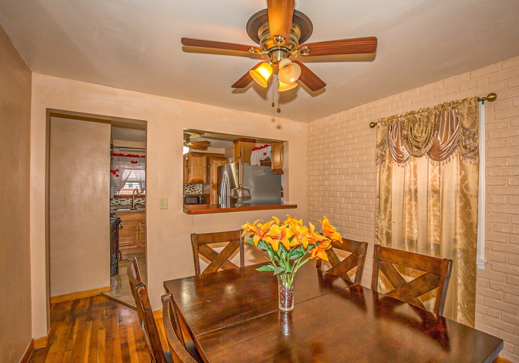 253 Pheland Street Springfield, MA 01109 - Photo 10 of 39 Gallery Image 10