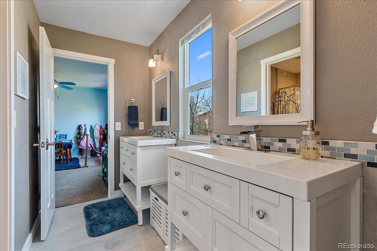 10334 South Rotherwood Circle Highlands Ranch, CO 80130 - Photo 26 of 35 Gallery Image 26